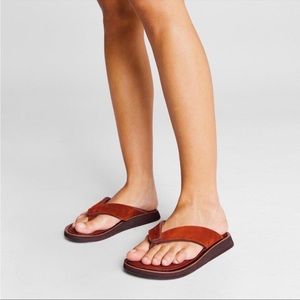 Rag and Bone cushioned suede flip flop in rust
